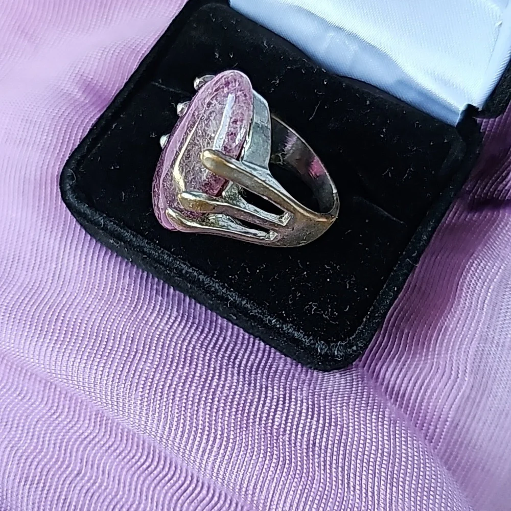 Ring - Picture 3 of 5